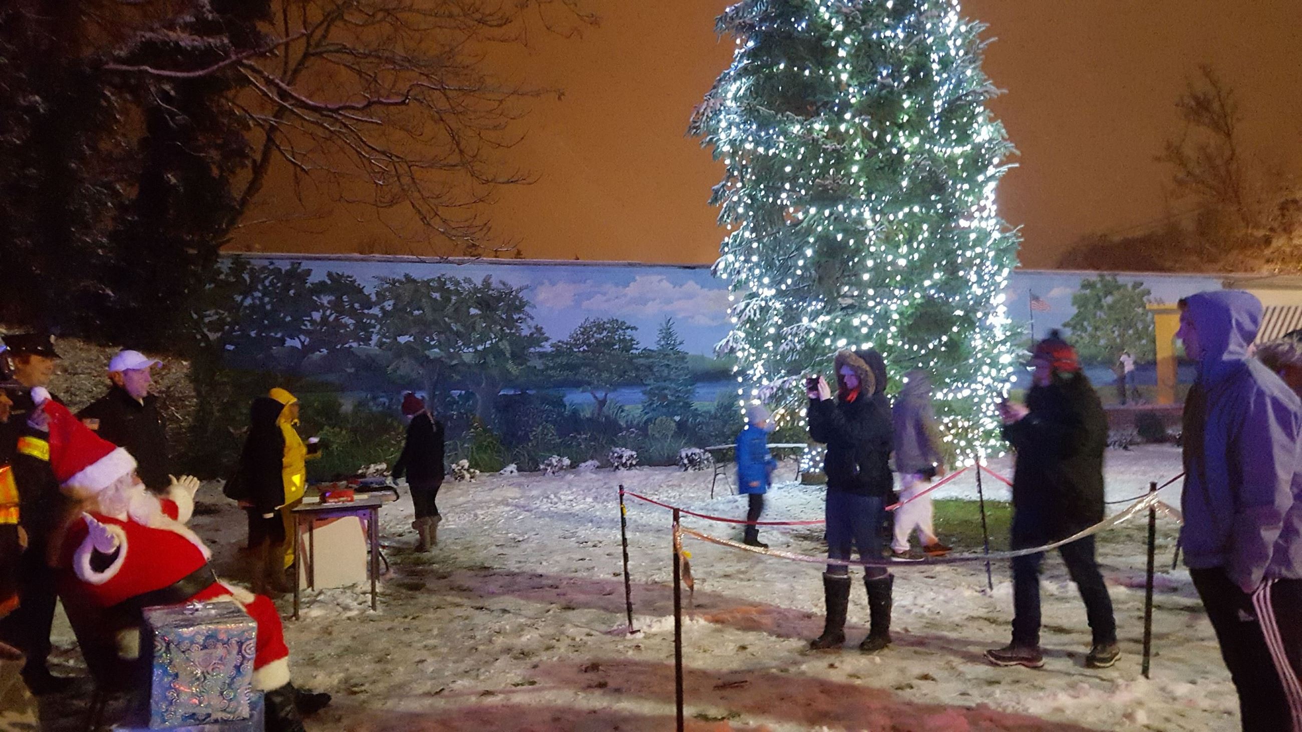 Santa Picture and Tree
